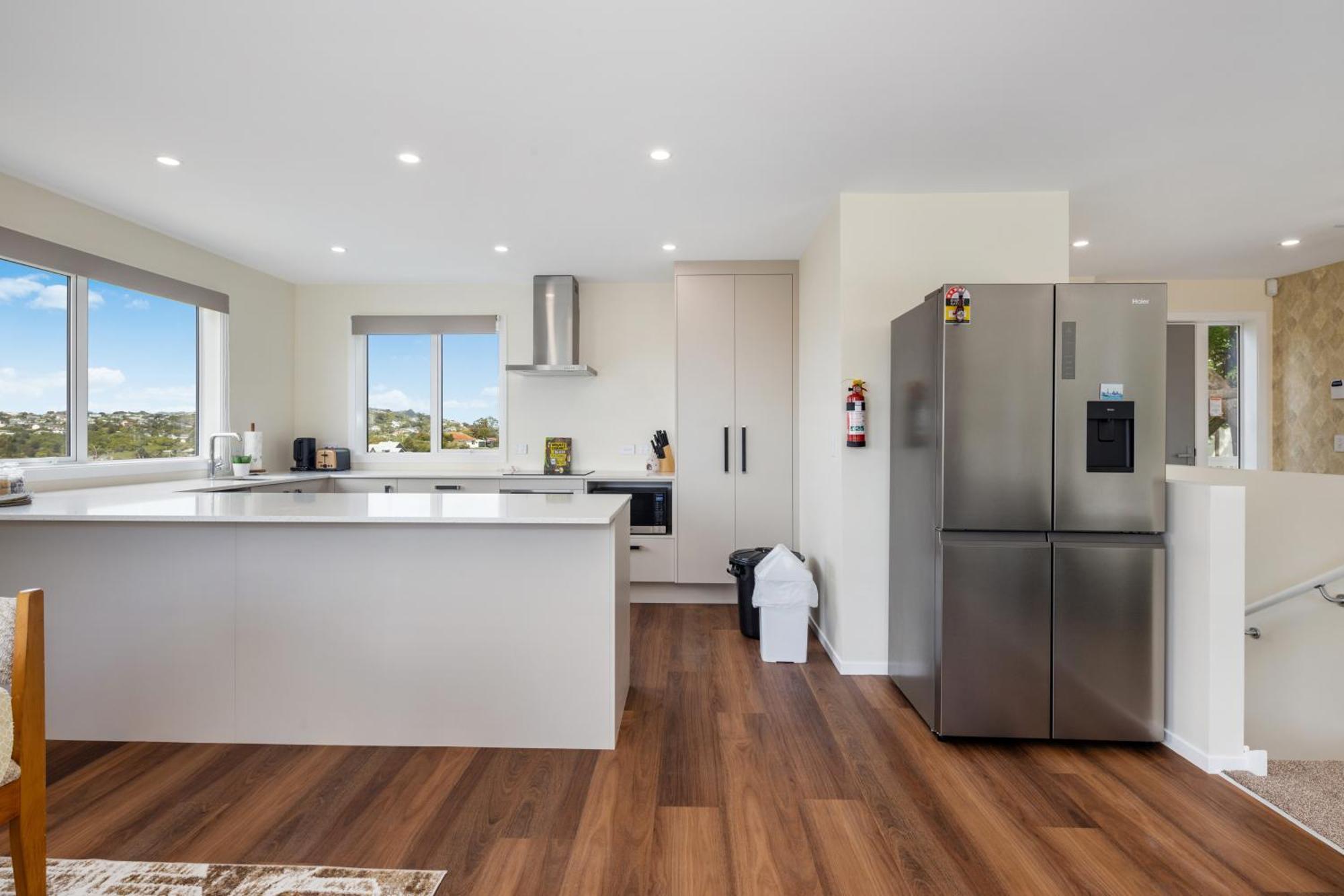 Stunning View, Privacy, Close To Ferry & Brand-New Wellington Exterior photo