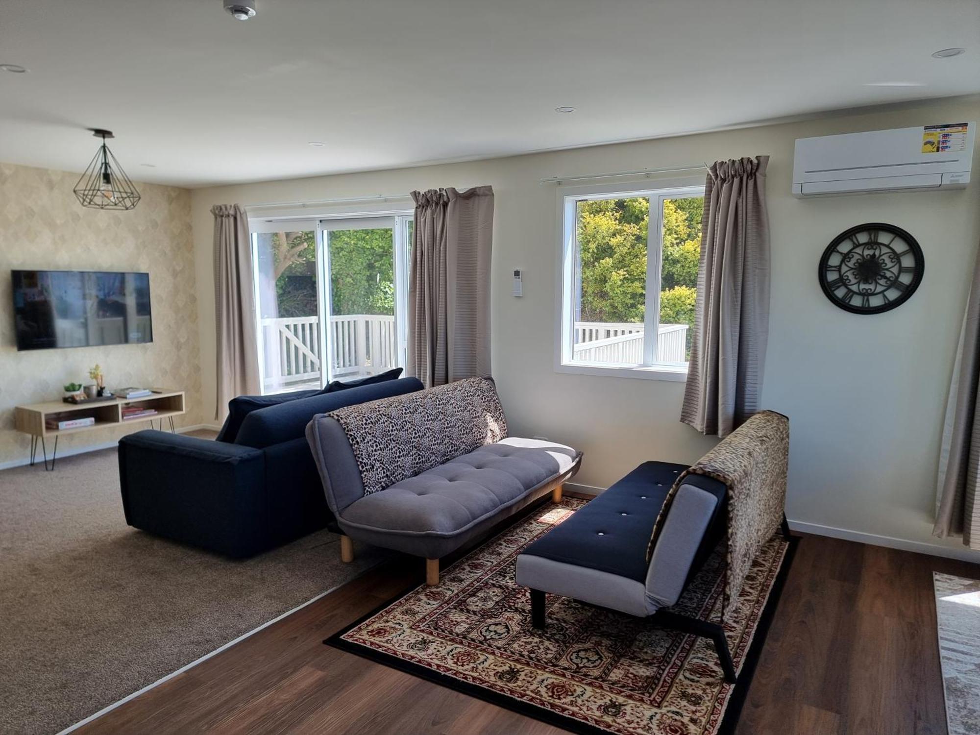 Stunning View, Privacy, Close To Ferry & Brand-New Wellington Exterior photo